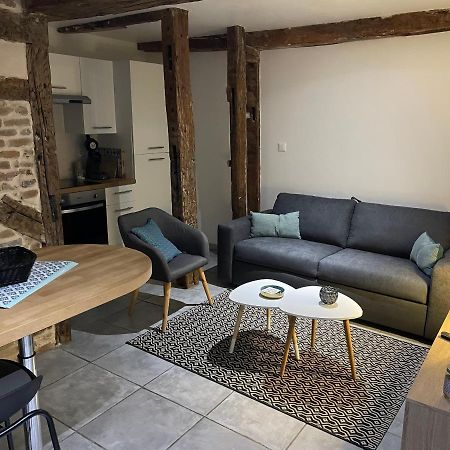 Joli Appartement Quartier Historique Moulins  Zewnętrze zdjęcie