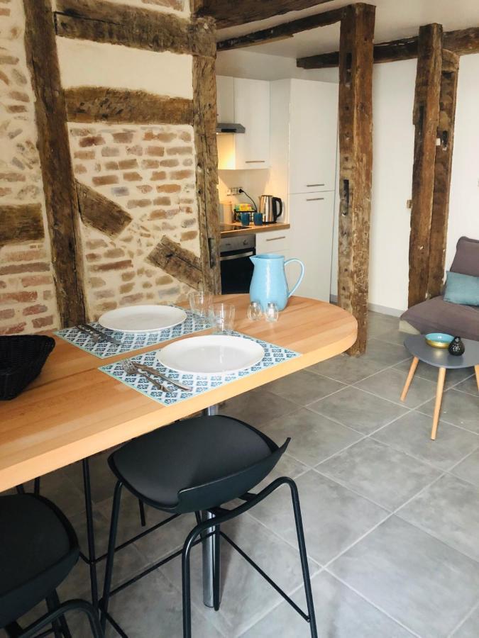 Joli Appartement Quartier Historique Moulins  Zewnętrze zdjęcie